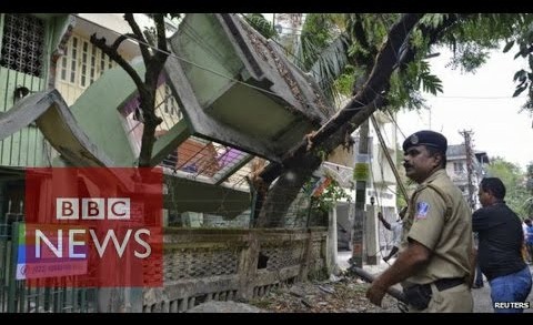 Moment Nepal earthquake hit – BBC News