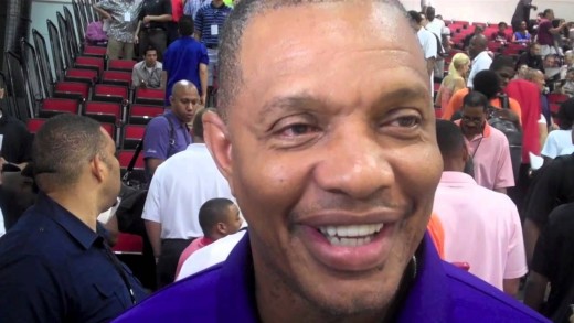 Alvin Gentry of the Phoenix Suns tells fans which NBA coach has the best sense of style