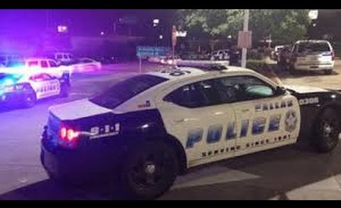 Dallas Police Shooting And Found Explosives Bag after Gunfire Targets (RAW VIDEO)