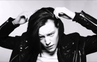 Do I wanna know – Ruby Rose & Erika Linder by Arctic Monkeys [ VIDEO] [HD]