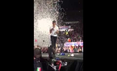 Enrique Iglesias slices fingers on drone at concert in Tijuana, MX