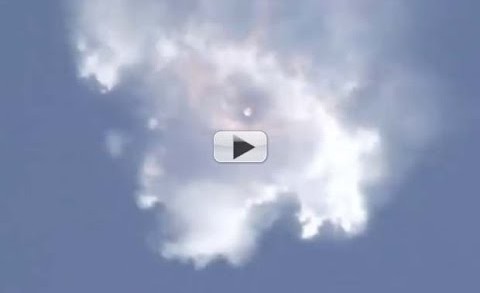 Explosion! SpaceX CRS-7 Mission Ends In Disaster | Video