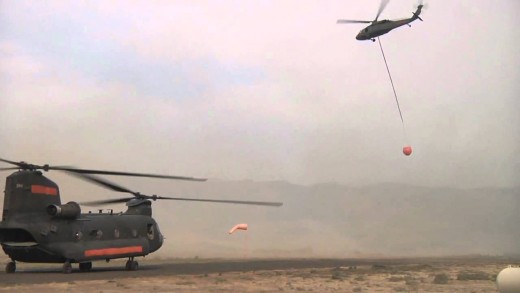 Helicopters Fight Wenatchee Wildfire – Washington National Guard Fights Fire