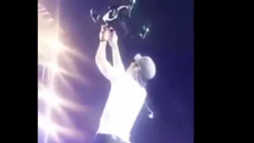 HPIGUY | Enrique Iglesias Chops his fingers with a Drone – DJI Inspire 1
