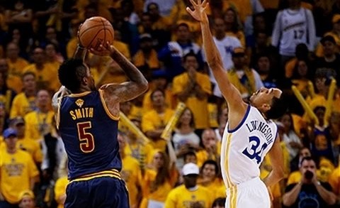 J.R. Smith Comes Out Hot in Game 5