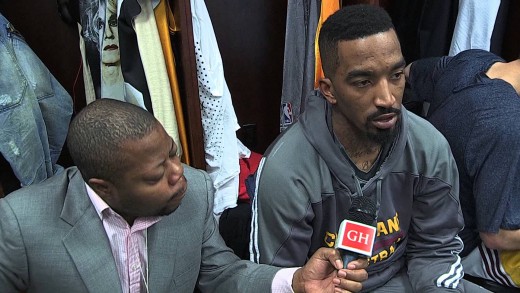 JR Smith on differences between playing with Carmelo & LeBron