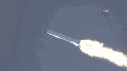 NASA’s Unmanned SpaceX Rocket Explodes Minutes After Launch