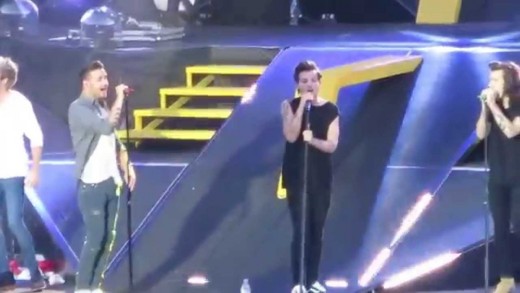 One Direction – 18 (FIRST TIME EVER in Brussels, Belgium) HD