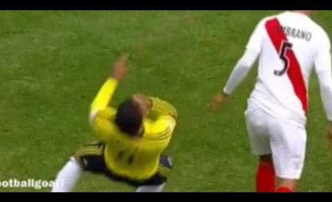 Radamel Falcao Worst Dive Ever ? Colombia vs Peru Copa AmÃ©rica 2015