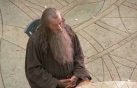 Sir Ian McKellen (Gandalf) falls asleep on the Hobbit set