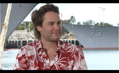 Taylor Kitsch Loves Living Where People “Don’t Give a Shit” About Hollywood