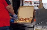 7-Eleven Pepperoni Pizza REVIEW #gimmepizza