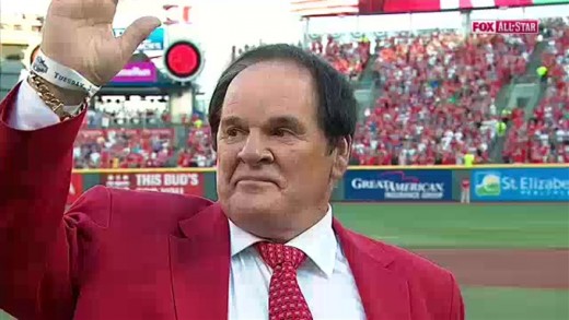 Pete Rose receives huge ovation at All-Star Game