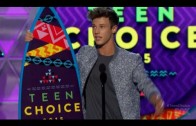 Cameron Dallas Wins Choice Viner at Teen Choice Awards 2015