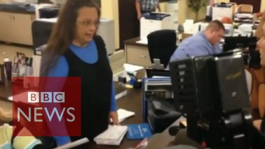 Kentucky clerk defies Supreme Court order on gay marriage – BBC News