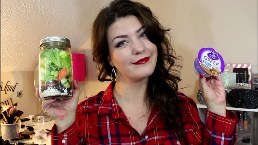Weight Watchers Wednesday! What I eat for breakfast/lunch, salad jars & weight gain!
