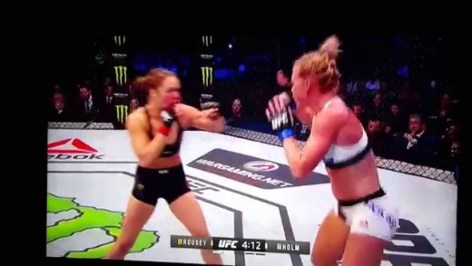 HOLLY HOLM BEATS RONDA ROUSEY ON 2ND ROUND