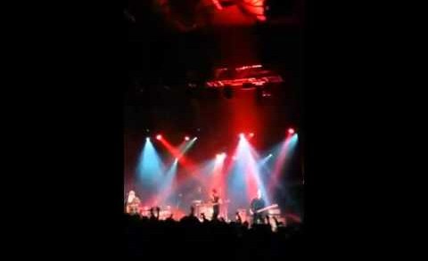 Video del recital de Eagles of Death Metal minutos antes del atentado en el teatro Bataclan, ParÃ­s