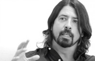 Dave Grohl Talks About Kurt Cobain and His Role in Nirvana – 1 of 11