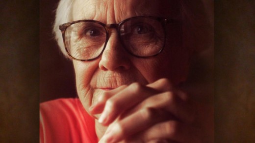 Harper Lee, Author of ‘To Kill a Mockingbird,’ Dead at 89
