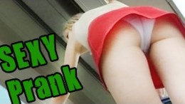 Sexy Upskirt Prank (18+) Naked Funny