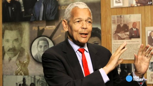 Civil rights icon Julian Bond dies at 75