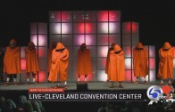 Cleveland Browns unveil new uniforms